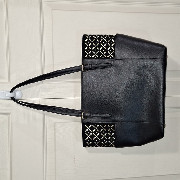 Michael Kors large suede jet set travel tote - black/gold laser cut - Picture 4 of 12